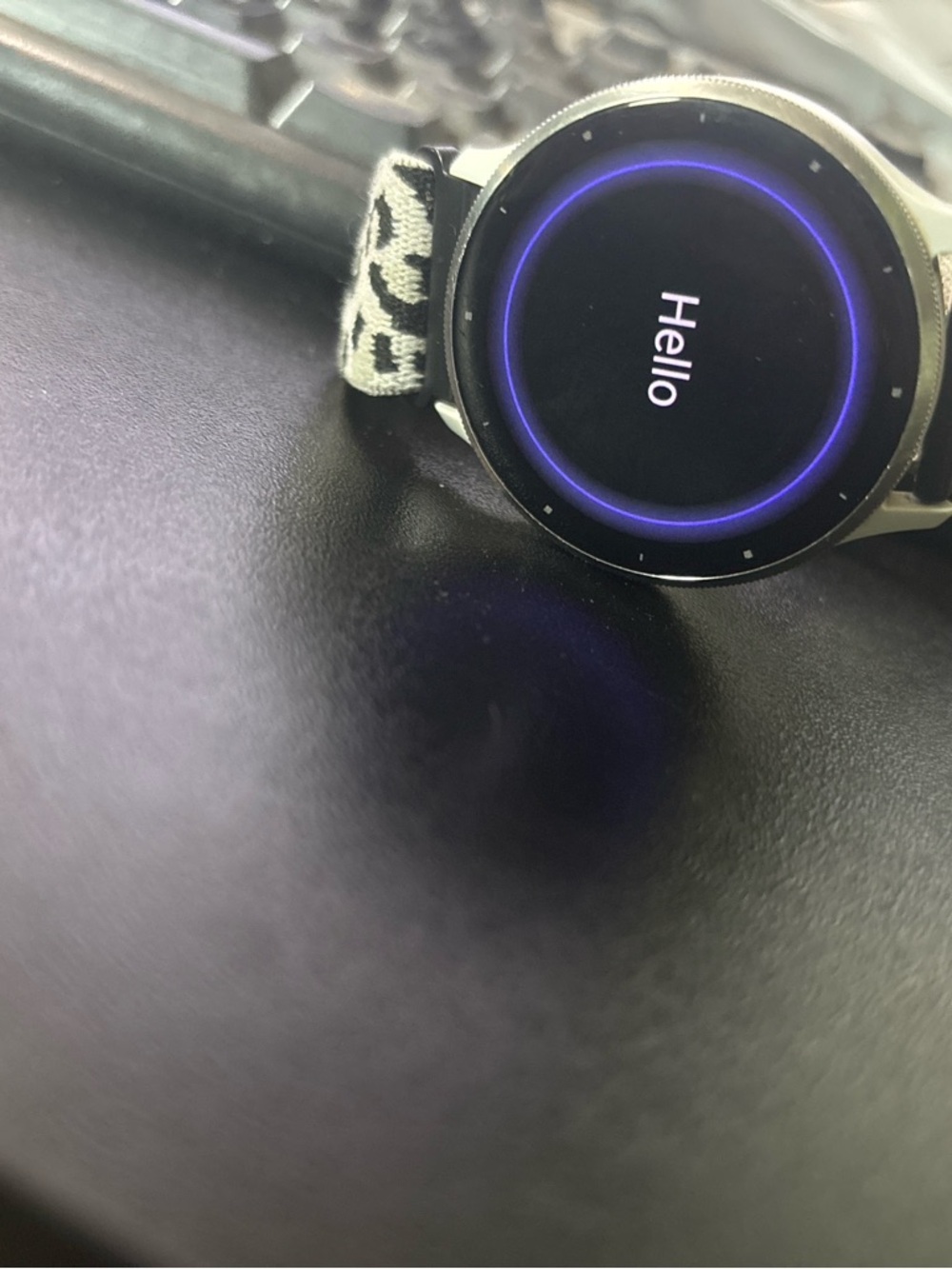 Garmin Venu 3 Smartwatch – Great Condition + 5 Extra Bands + Box